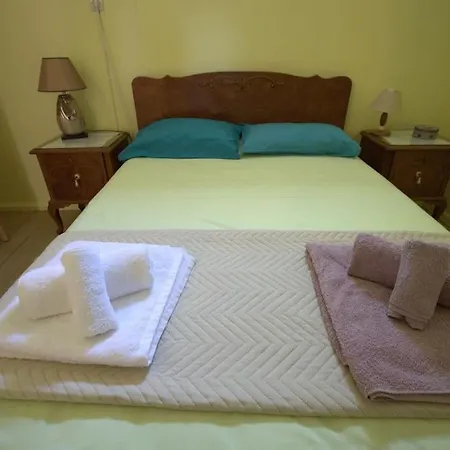 Old Town House At Lefkada City